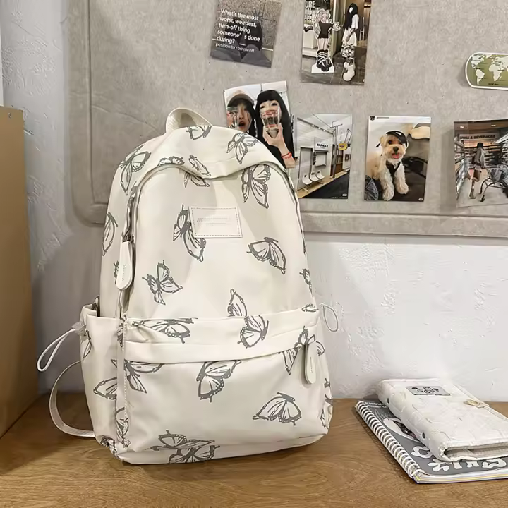 Salir, viajar, inicio de clases, estudiantes universitarios, mochila, mochila, nuevo estilo, mariposa, deportes, apariencia - 1