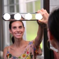 Luz de espejo de maquillaje de 4 bombillas, faro instalado, conveniente ventosa, lámpara de maquillaje, luz de espejo LED, regalo alimentado por batería - details 0