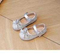Zapatos de cuero para niñas, calzado de vestir versátil con lazo y cuentas de fondo suave, estilo princesa a la moda, novedad de otoño, 2024 - details 5