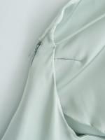 Ropa de mujer europea y americana temperamento de moda vestido versátil de satén de seda con tirantes verde y negro - details 14