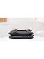 Bolso De Hombro Para Mujer Yogodlns Negro De Cuero Con Estilo Vintage Y Cráneos De Moda Con Hebels Bolso De Mano Cool - details 16