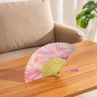 Abanico plegable de bambú con borlas coloridas, elegante abanico chino dorado, artesanía hecha a mano, abanicos plegables tradicionales de la antigüedad, decoración del hogar - details 11