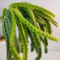 Bonito ramo de rosas tejido a mano, artesanía casera DIY, flores artificiales de ganchillo, ramas de plantas tejidas terminadas, decoración de escritorio para el hogar - details 7