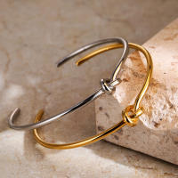 Pulseras de acero inoxidable Vintage para hombre, brazaletes tejidos con textura torcida a la moda para mujer, joyería llamativa, ropa de calle, regalos góticos - details 4