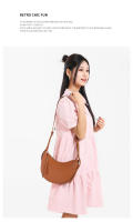 Moda única para mujer Nuevo estilo Ins Bolso versátil para axila con hombro de color sólido - details 2