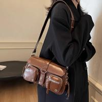 Bolso cruzado de PU a la moda 2024 Bolso de hombro único café marrón Bolso minimalista para mujeres - details 3
