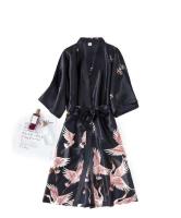 Conjunto de kimono de seda sintética para mujer, pijama y albornoz sexy estampado, ropa interior de verano, 2 piezas. - details 3