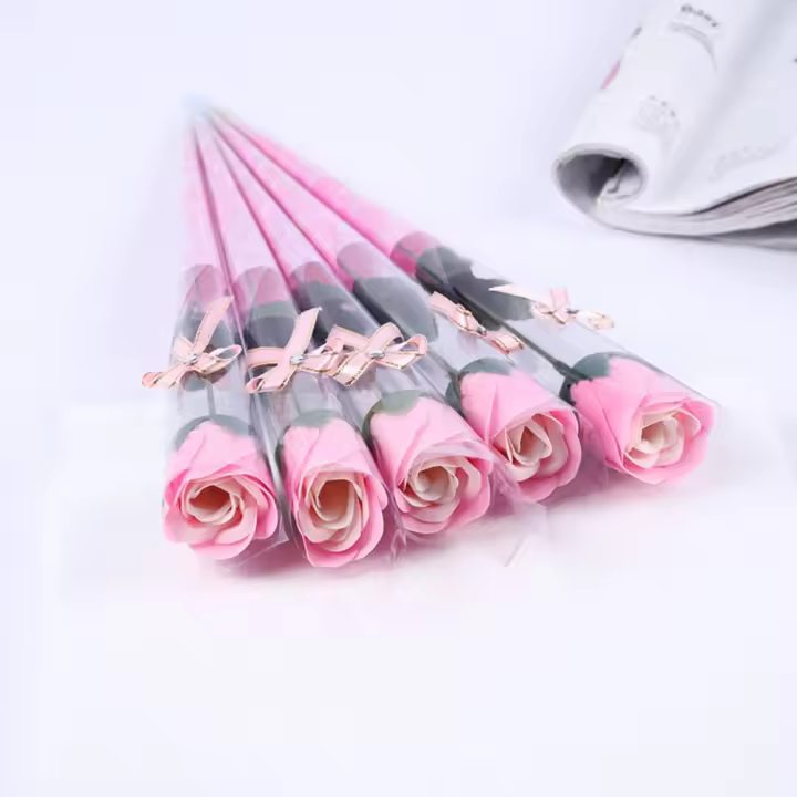 Ramo de flores de jabón individual para decoración del hogar, flor de jabón Artificial, rosas monocromáticas simuladas, ramos de temporada de graduación DIY - 1