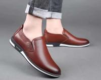Vestir zapatos casuales de hombre. - details 3