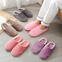 Zapatillas de casa cálidas de felpa con suelo plano para mujer en otoño-invierno - details 2