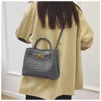 Bolso de hombro popular bolso de diseñador de cuero clásico bolso cruzado de mujer elegante - details 8