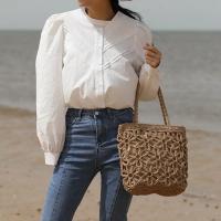 Bolso de Playa de Paja Tejido con Diseño de Flor Hueca Ligero, Duradero, Cierre de Cremallera, Perfecto para Fiestas de Verano y Salidas - details 0