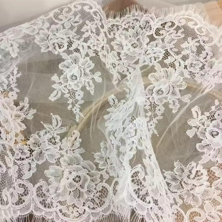 Exquisito adorno de encaje francés Alencon de 3 yardas, hermoso velo de novia, encaje de boda, encaje Floral de pestañas bordadas - 1