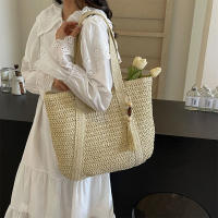 Bolso de hombro de diseño para mujer, bolsa de mano de gran capacidad hecha a mano con borla colgante, novedad de 2024 - details 6