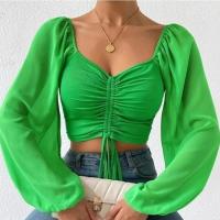 Camiseta Sexy de malla con mangas acampanadas y cordón para mujer, camiseta con ombligo descubierto en el pecho, parte inferior de manga larga - details 5