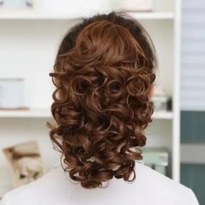 Peluca con cola de caballo con cordón rizado, extensión de cabello, cola de caballo ondulada corta sintética, peluca de cola de poni falsa Natural para niñas - 1