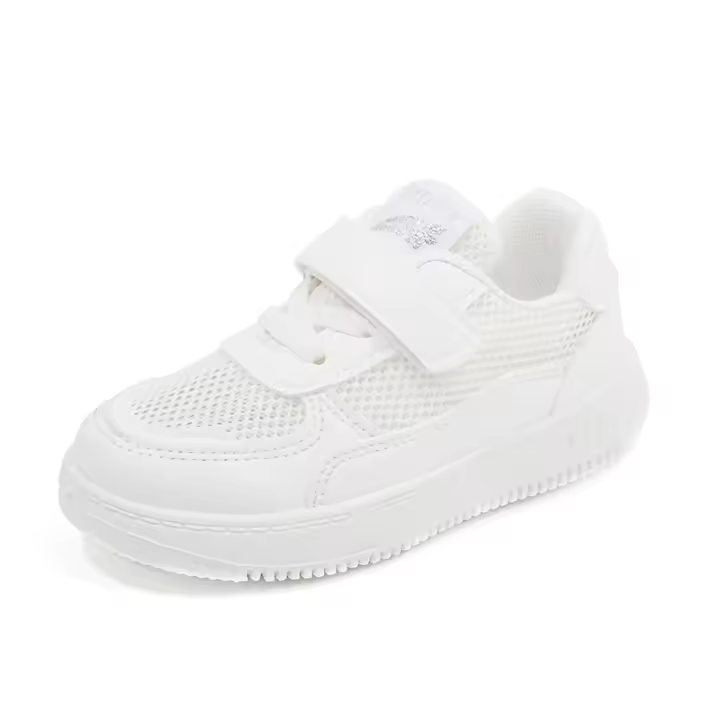 Los niños pequeños zapatos blancos hueco 2025 verano niños y niñas zapatos deportivos transpirable casual malla junta zapatos bebé lista de zapatos - 1