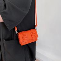 Mini bolso de mensajero pequeño con hebilla de cinturón Retro para mujer, bolso de hombro cuadrado con cadena ligera de cuero PU - details 7