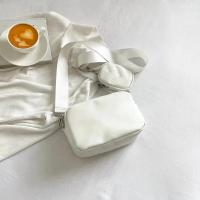 Bolso cruzado con correa ancha para el hombro, bolso de mujer de un solo hombro a la moda, costura conveniente para dar cambio y bolsa de dinero - details 10