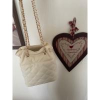 Bolso De Cadena De Rombos De Tela De Nailon, Bolso De Paquete De Crema Acolchado, Bolso De Cubo Pequeño. - details 16