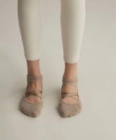 Calcetines de algodón transpirables y absorbentes para Yoga, medias antideslizantes de silicona para Pilates, Ballet y Fitness, 2 pares - details 8