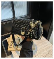 Elegante bolso cruzado tejido negro para mujer: bolso de hombro versátil con correa desmontable, cierre de cremallera y herrajes en tono dorado, perfecto para atuendos informales o formales - details 12