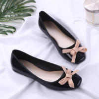 Sandalias planas casuales nuevas 2025, impermeables, de plástico, para mujer, boca de madre, poco profundas, para exteriores, zapatos individuales. - details 6