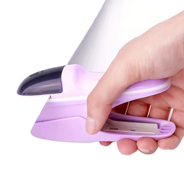 ¡Sin grapadora con capacidad de 7 páginas: mini caja fuerte de mano para encuadernación de papel comercial y escolar! - 1