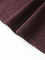 Camiseta Sin Mangas de Punto para Mujer OUWU Top Corto Ajustado Elástico con Detalle de Metal Sin Mangas y Espalda Descubierta - details 8