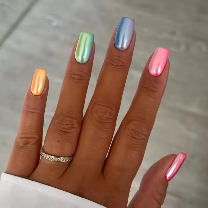 24 piezas de uñas postizas francesas cortas con arcoíris y gelatina + 1 archivo de uñas, set de uñas postizas de plástico - 1