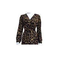 Vestido irregular de punto con tirantes de cintura alta y gasa con cuello en V y estampado de leopardo - details 26