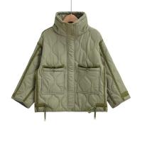 Nueva chaqueta de algodón con cuello levantado para mujer de invierno, chaqueta informal acolchada con cordón y diseño de bolsillo, abrigo corto - details 2