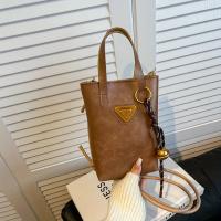 Bolso bandolera para teléfono de inspiración vintage para mujer - Cierre magnético, correa ajustable, color beige, diseño elegante y funcional para uso diario - details 15