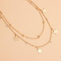 Cadena de clavícula de doble capa para mujer, collar con colgante de estrella de cinco puntas, collar de estilo metálico versátil - details 3