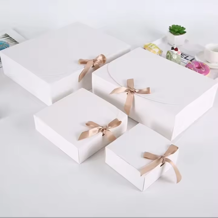 Caja de regalo de papel Kraft blanco, 5 piezas, caja de almacenamiento de dulces, Chocolate, galletas, suministros de fiesta, almacenamiento de ropa para cumpleaños - 1