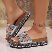 2025 nuevo arrastre de una palabra europeo y americano nueva moda zapatillas de plataforma de cuerda de cáñamo con diamantes de imitación zapatillas de corcho de playa sandalias casuales de mujer - details 4