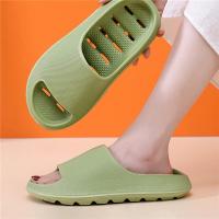 Zapatillas de playa de verano de suela gruesa para hombre, zapatillas antideslizantes de Eva para baño, sandalias para hombre, chanclas de moda para mujer, zapatillas huecas con fugas - details 5