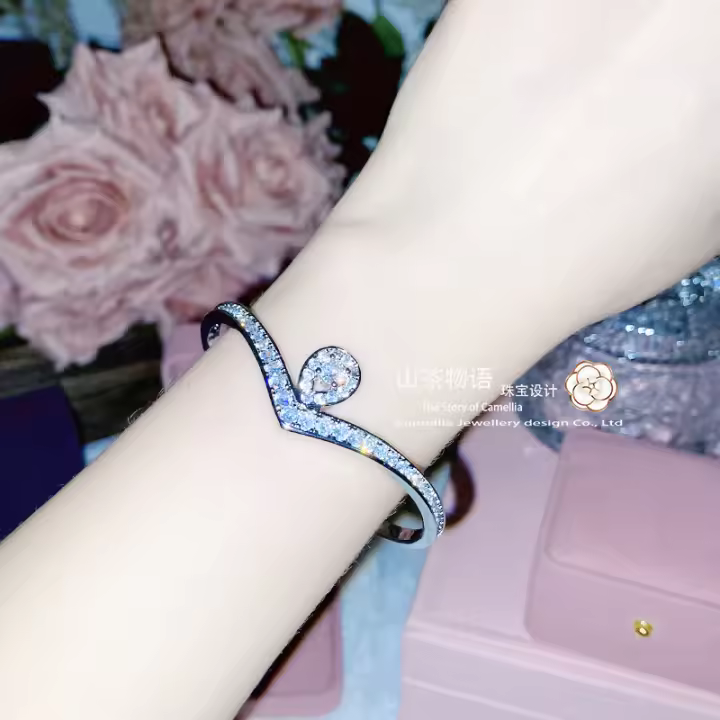 Brilliant crown gem bracelet 18K gold plated eight hearts and eight arrows knotted water drop zirconium bracelet adjustable - 1