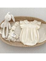Pelele bordado floral con mangas con volantes de algodón para niñas de 0 a 2 años y diadema a juego, traje adorable y cómodo para bebés - details 4