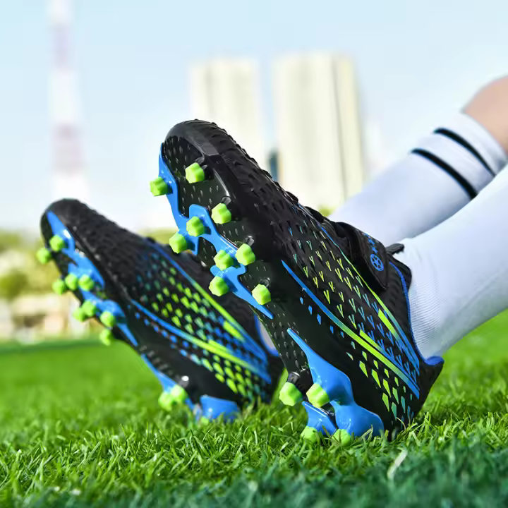 Nuevos zapatos de fútbol para niños uñas largas zapatos transpirables antideslizantes para jóvenes - 1