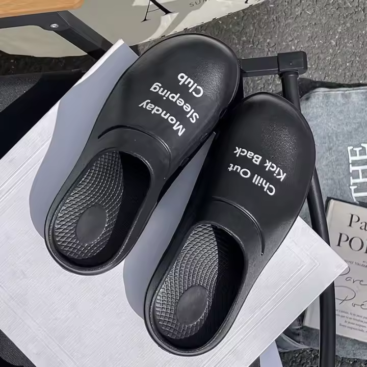 Verano cocina impermeable y antideslizante zapatos sala de operaciones antideslizante zapatillas casual al aire libre aumento bolsa cabeza sandalias modelos de mujer - 1