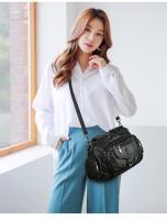 Nuevos bolsos de mujer retro europeos y americanos bolso de moda de un solo hombro oblicuo span bolso de cuero suave lavado - details 13