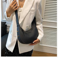 g para mujer nuevo bolso versátil de hombro para axila informal de moda en forma de media luna - details 17