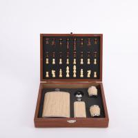 Set Premium Vino/Whisky con Ajedrez - Caja Madera Noble, Acero Inox y Cuero PU, Incluye Sacacorchos + Copa 225ml + Pipa, Ideal para Regalos de Hombre, Camping y Fiestas - details 1