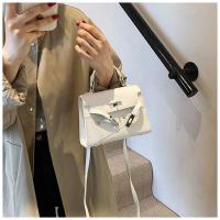 2025 Nuevos bolsos de mujer, bolsos de señora, bandoleras de moda, blanco-negro - details 1