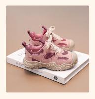 Zapatos informales con cordones para niños y niñas, zapatillas deportivas transpirables de malla de aire, antipatadas, a la moda, para correr, color rosa y gris - details 3