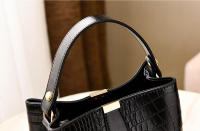 Bolso de Mano de PU con Patrón de Cocodrilo para Mujeres - details 22