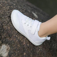 Zapatos deportivos ligeros y transpirables para niños, zapatillas minimalistas con puntera ancha y suela de goma, cómodas para niñas y - details 8