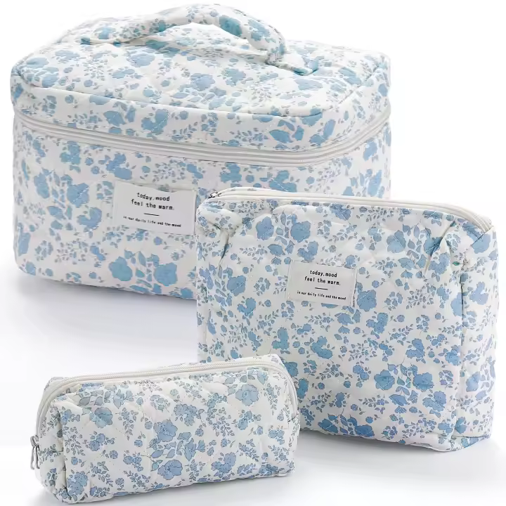 Juego de bolsos de maquillaje de edredón 3 piezas, bolsa de viaje de flores (azul blanco) - 1