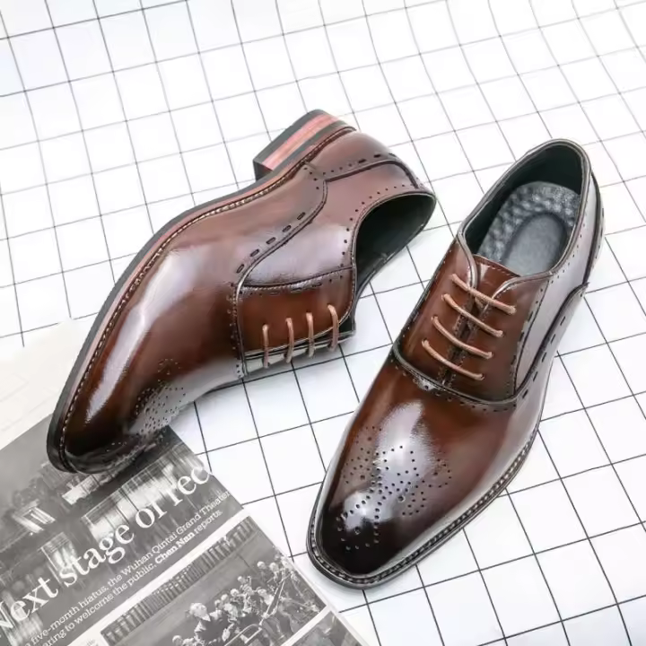 2025 zapatos puntiagudos de cuero de vestir de negocios para hombres, vestido de novia estilo Oxford para caminar, zapatos de fiesta - 1